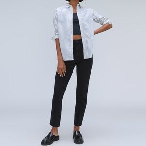 Everlane The Original Cheeky Jean in Coal